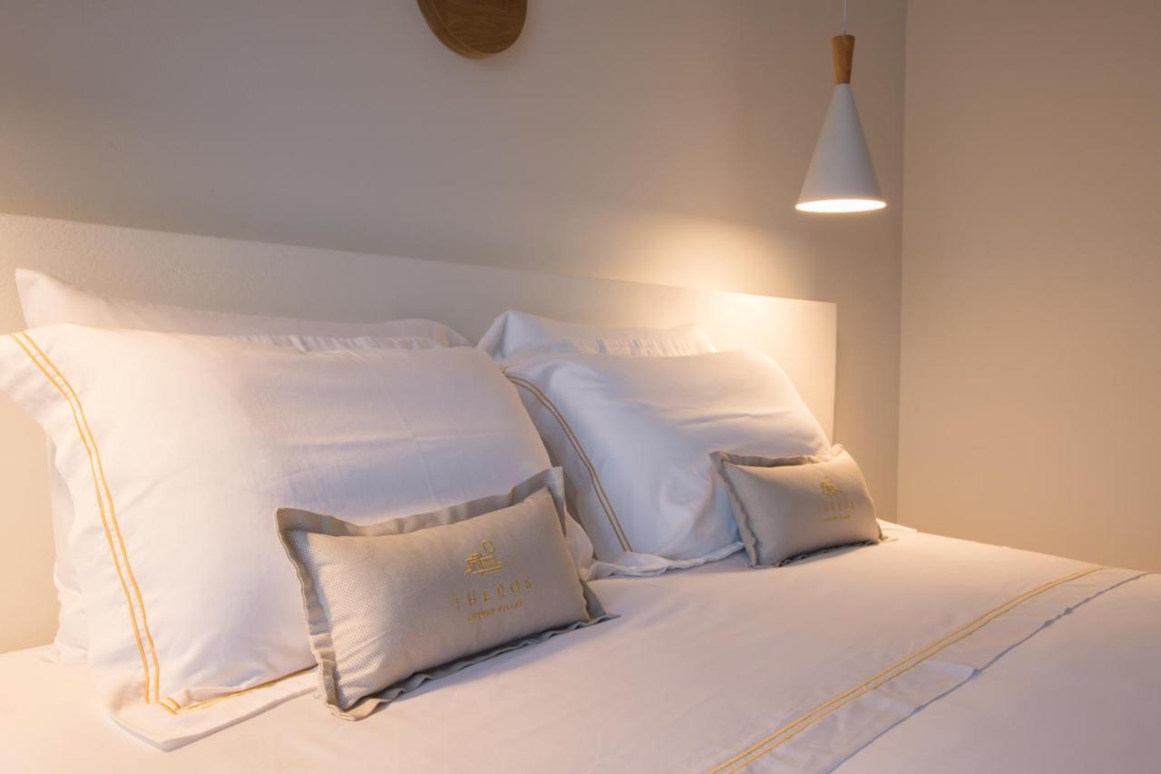 Theros Luxury Villas Damatria 外观 照片
