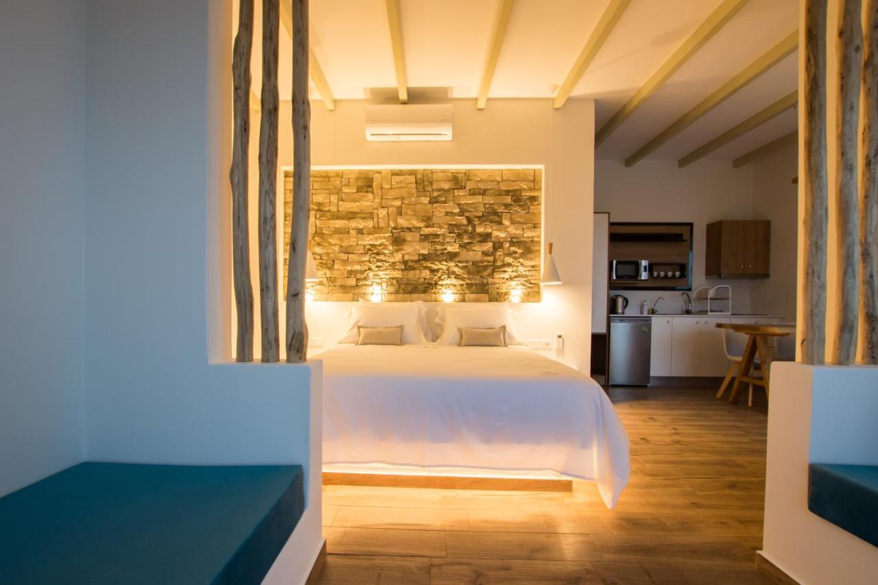 Theros Luxury Villas Damatria 外观 照片